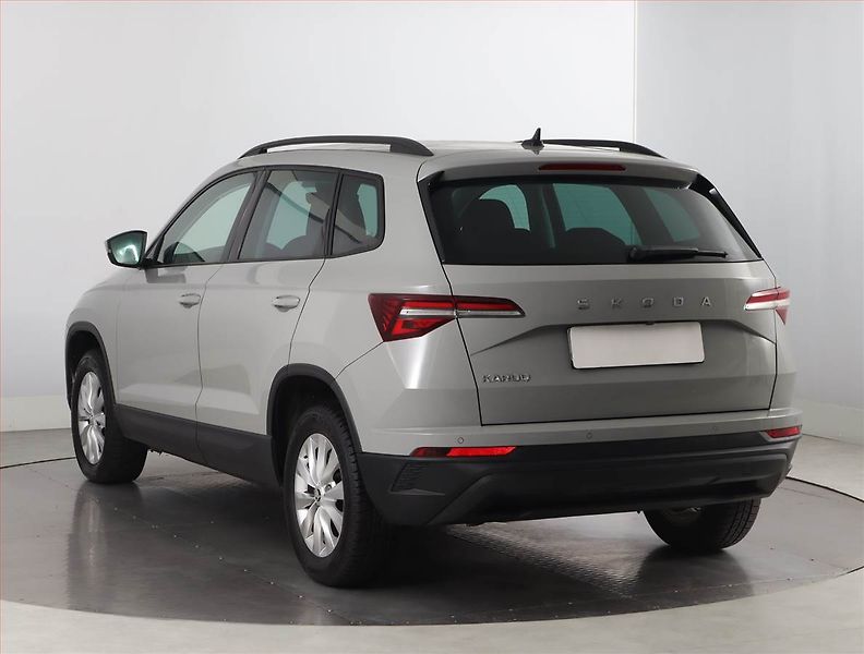 Škoda Karoq (2024) Fresh 1.5 TSI - fotka 4 z 24
