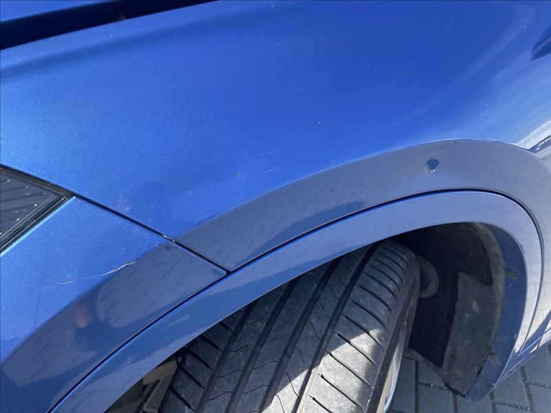 BMW X1 2,0 d 140kw M-Paket X-drive CZ - fotka 37 z 38