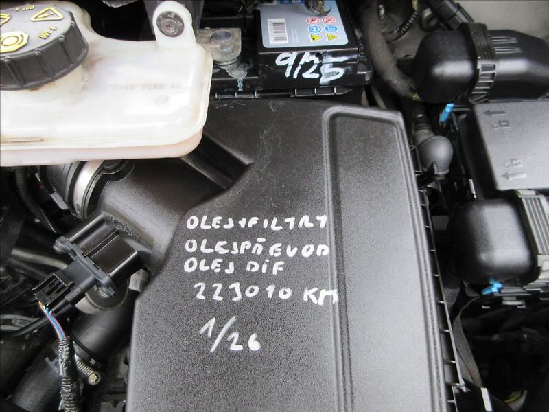 Ford S-MAX 2,0 TDCi 132Kw, 4x4, 7míst, No - fotka 34 z 34