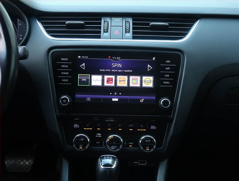 Škoda Octavia (2019) Laurin&Klement 2.0 TDI - fotka 12 z 27