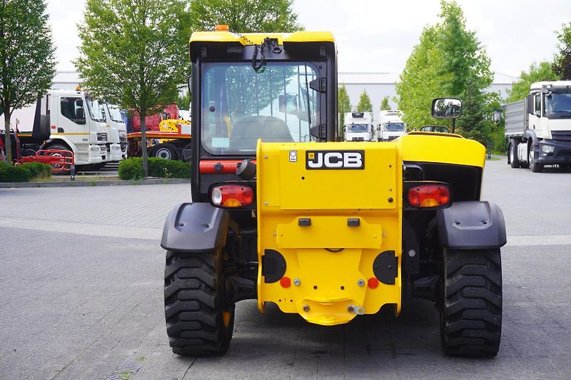 JCB (2022) 525-60T5 / 2022 / 860 MTH! - fotka 5 z 24