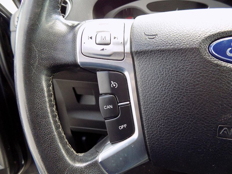 Ford S-MAX (2010) 2.0i/ČR/Klimatizace/LED/ - fotka 27 z 35