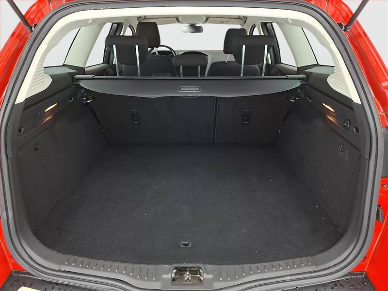 Ford Focus (2016) 1.5 TDCi, ČR,1.maj, Tempomat - fotka 13 z 17
