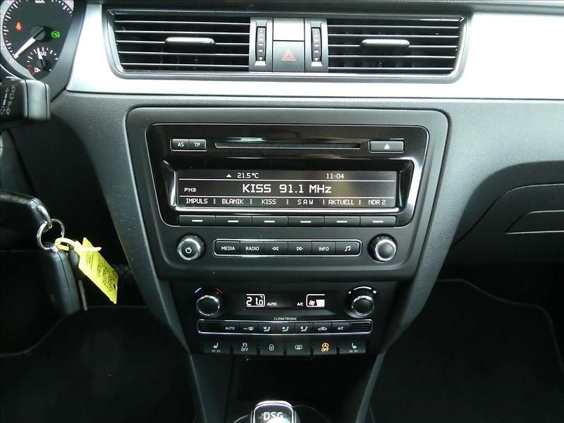 Škoda Rapid 1,4 TSi 90kW 1.majitel, DSG - fotka 30 z 41