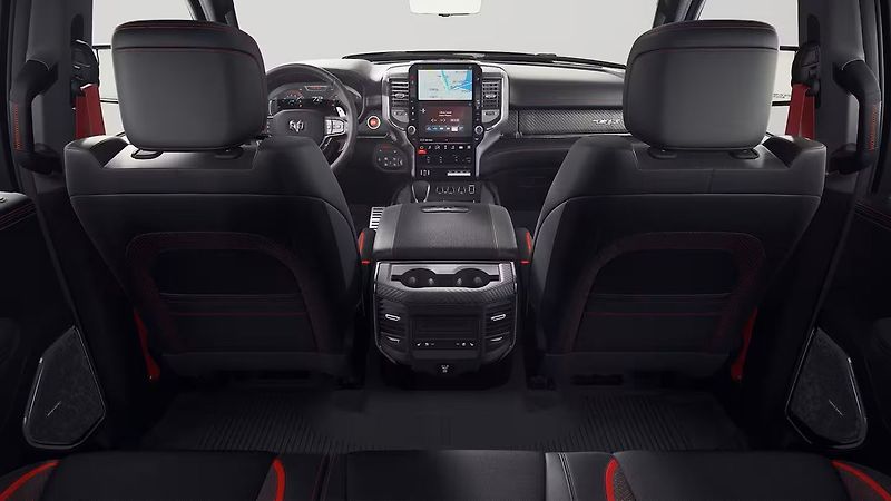 RAM 1500 (2027) 6.2 V8 787k TRX SRT - fotka 6 z 8