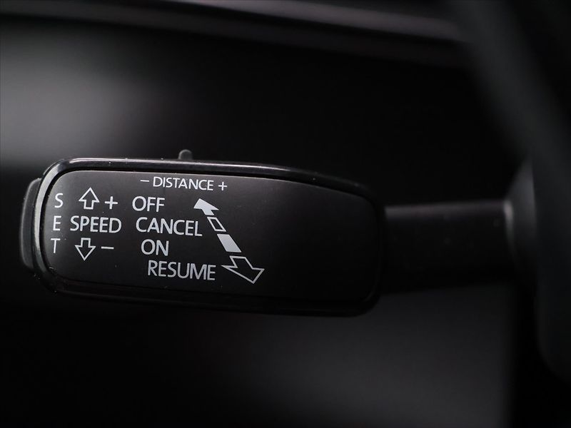 Škoda Karoq 2,0 TSI 140kW DSG Sportline - fotka 22 z 36