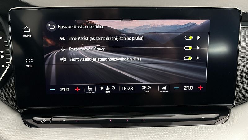Škoda Octavia 2.0 TDI Style - fotka 23 z 25