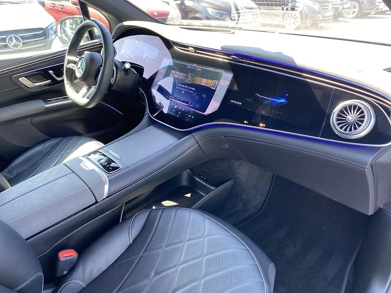 Mercedes-Benz EQS 580 4MATIC SUV AMG - fotka 20 z 27