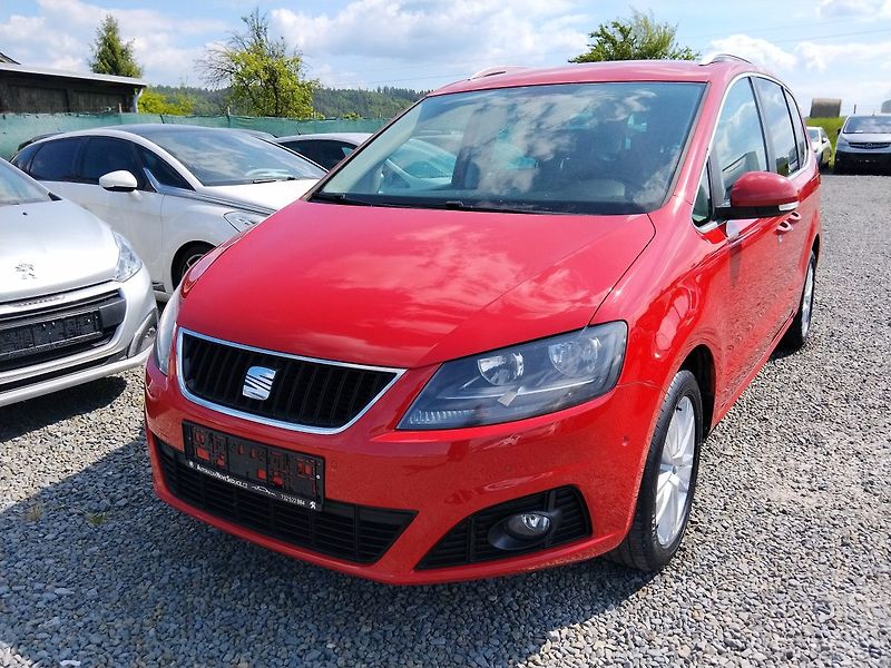Seat Alhambra (2013) - fotka 1 z 45