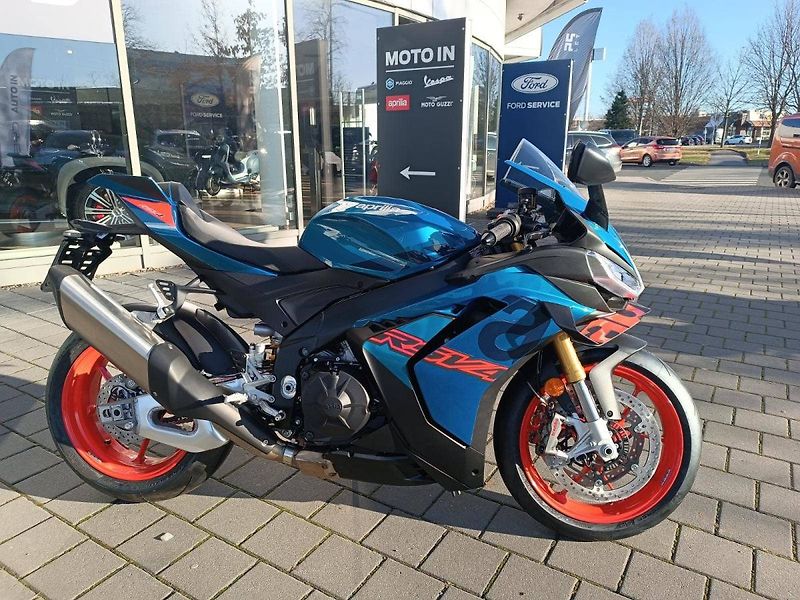 Aprilia RSV4 RR (2025) RSV4 1100 Stingray Blu (sleva - fotka 2 z 12