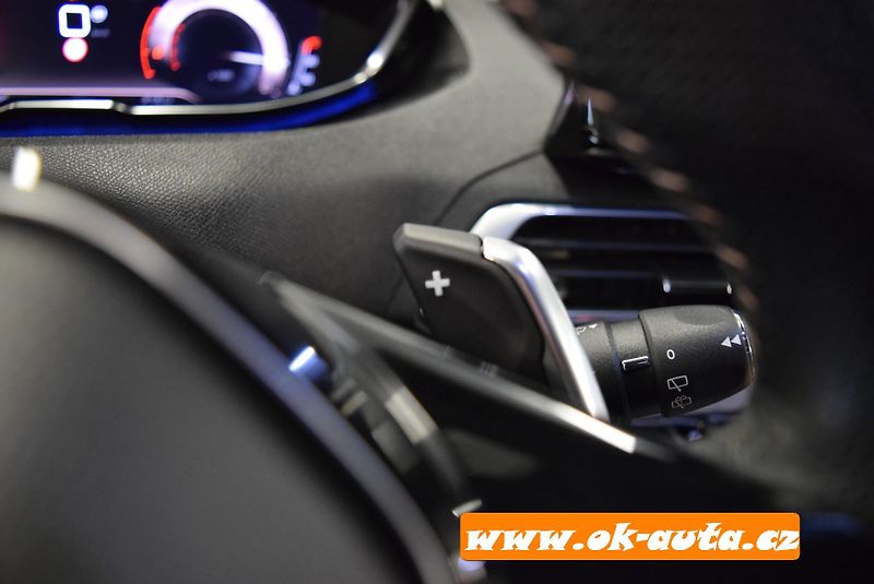Peugeot 5008 1.5 BHDI GT LINE 7 MÍST 2021 - fotka 37 z 71