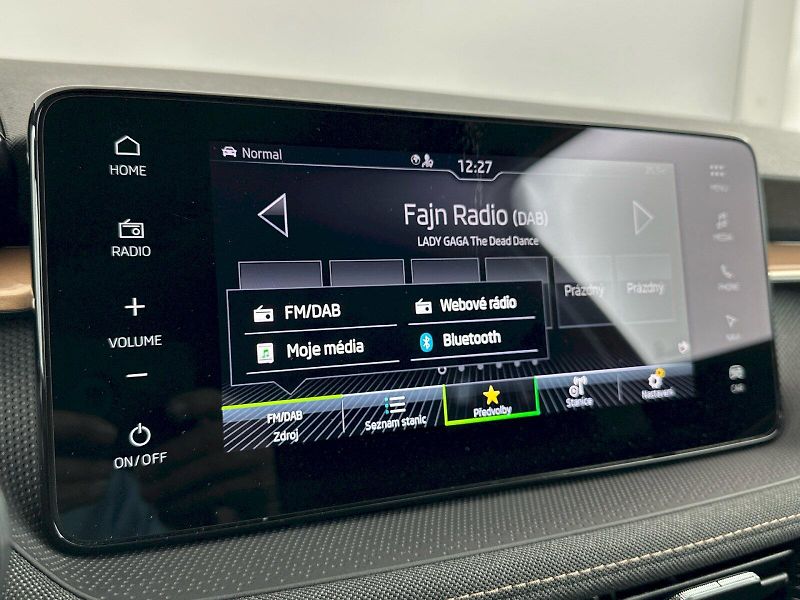 Škoda Fabia (2024) DSG 1.5TSI 110kW Top Selection - fotka 17 z 31