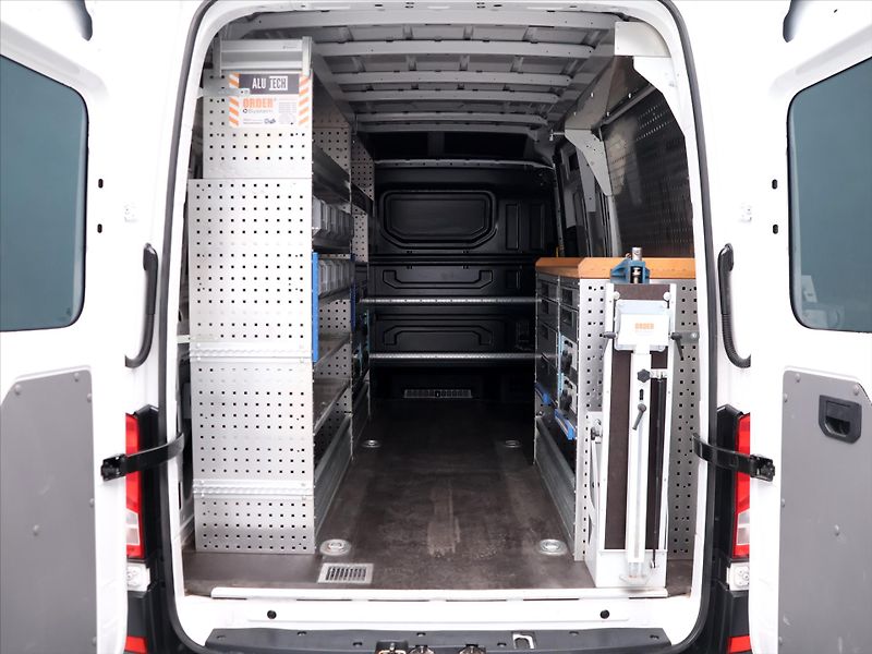 Volkswagen Crafter 2,0 TDI 130kW CZ Dílna DPH - fotka 10 z 36