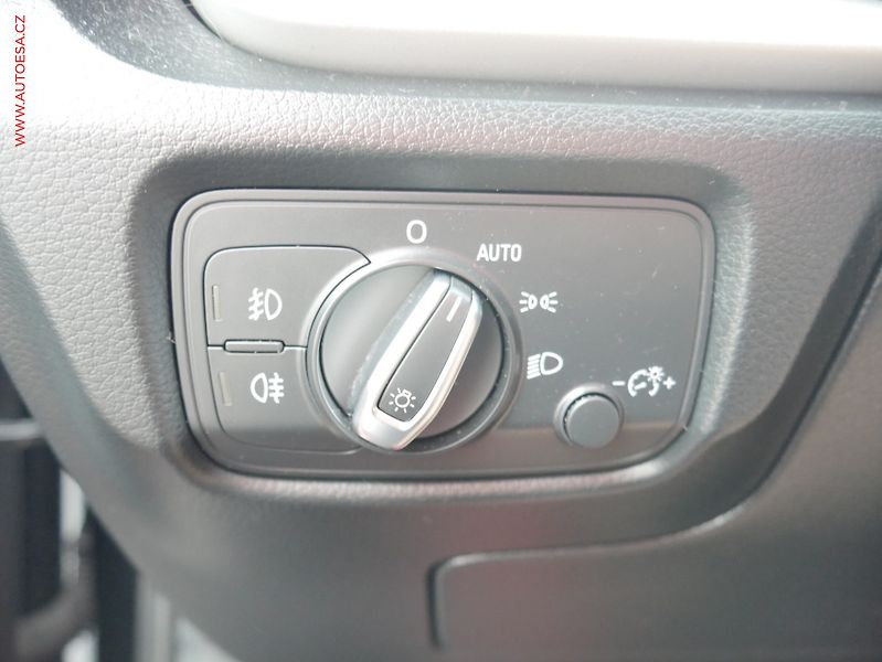 Audi A3 (2013) 1.4TSi, AC, temp - fotka 15 z 21