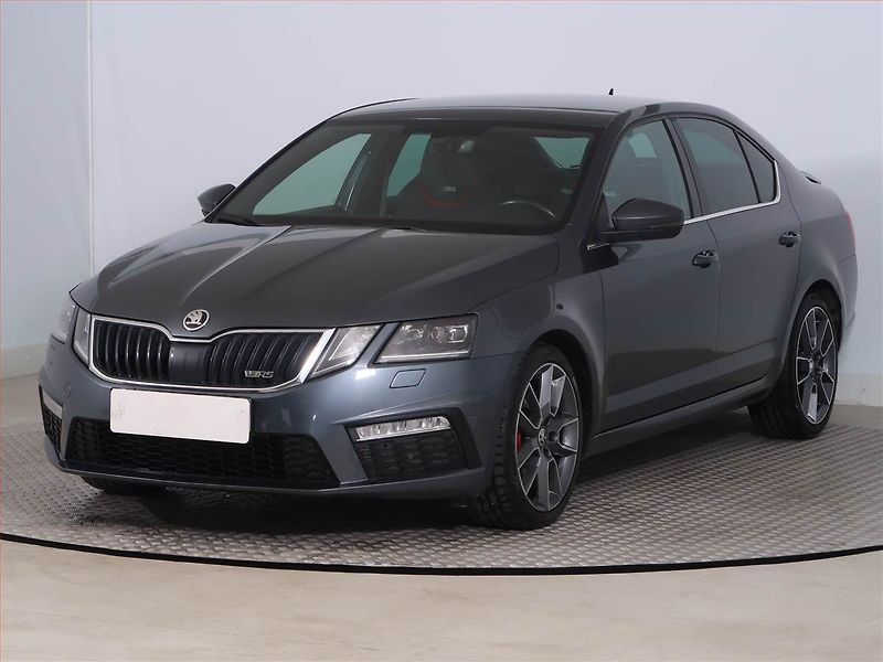 Škoda Octavia (2017) RS 2.0 TDI, Automat, ČR,1.maj - fotka 2 z 21