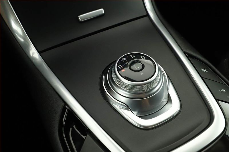 Ford S-MAX (2022) Titanium Hybrid - fotka 10 z 16