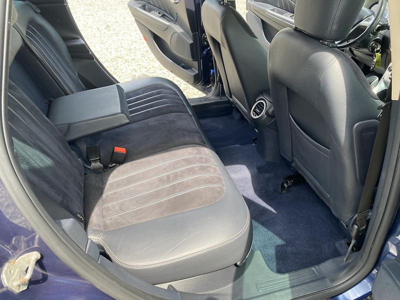 Lancia Delta 2.0JTD 165PS SPORT NAVI SERVIS - fotka 126 z 169