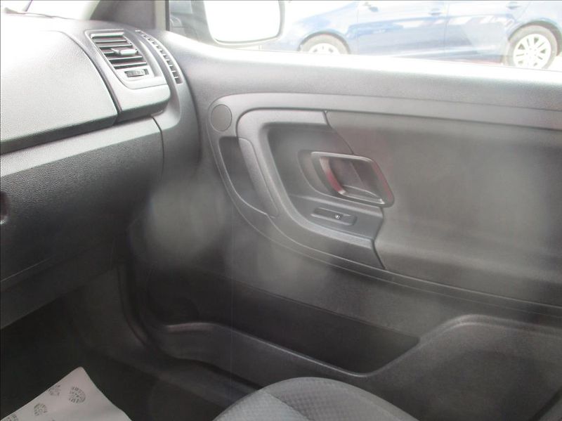 Škoda Fabia 1,2 i, Eleg.,aut.klima,servis, - fotka 24 z 43