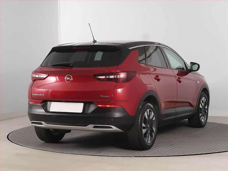 Opel Grandland X (2019) 1.2 Turbo, ČR,1.maj - fotka 5 z 17