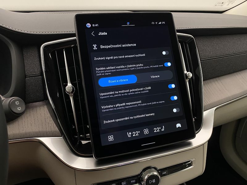 Volvo XC90 (2026) B5 AWD AUT BRIGHT PLUS 7míst - fotka 51 z 70