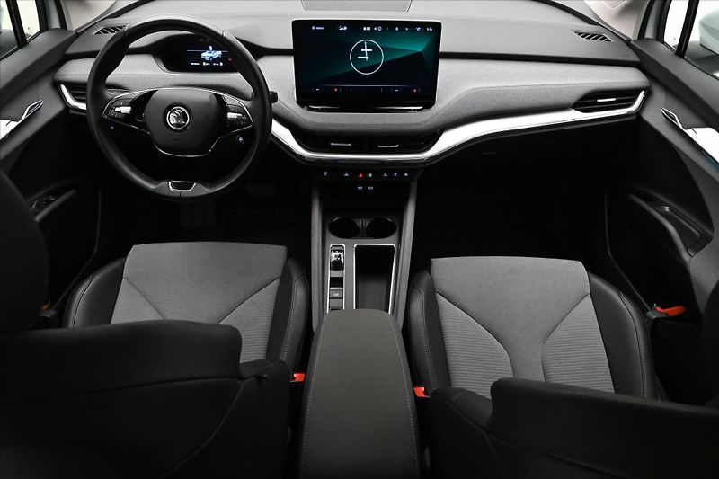 Škoda Enyaq iV 60 132kW SOH 88% Záruka až - fotka 15 z 31
