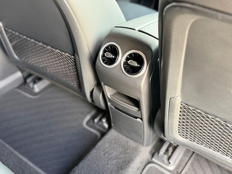 Mercedes-Benz EQB (2025) EQB 300 4Matic AMG Line - fotka 46 z 56