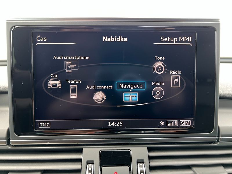 Audi A6 (2018) Avant S-line 2.0 TDi 140kW LED - fotka 30 z 41