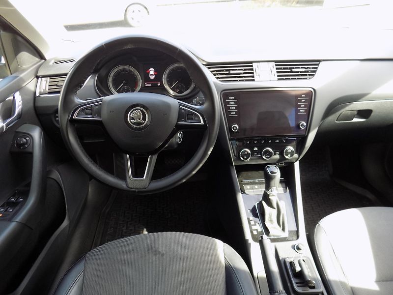 Škoda Octavia (2018) 2.0 TDi DSG - fotka 11 z 13