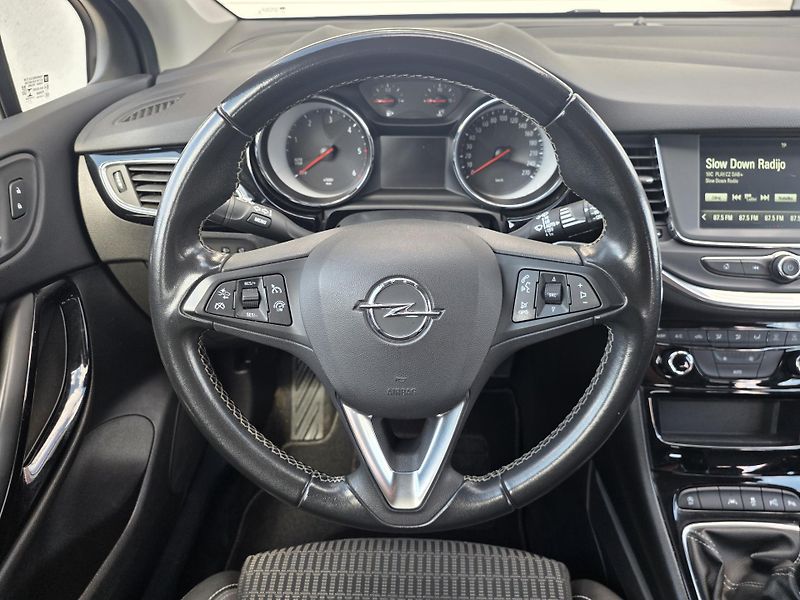Opel Astra (2022) 1.5CDTi 90kW NAVI ČR NOVÉ  - fotka 12 z 19