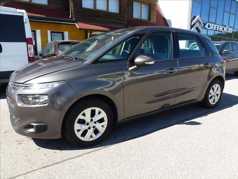 Citroën C4 Picasso 1,2 PureTech 130 6MAN Turbo  S - fotka 1 z 46