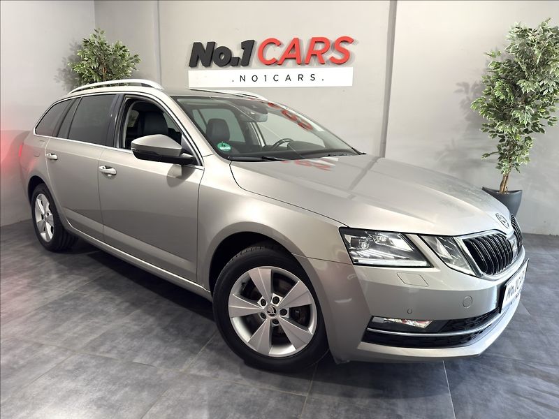 Škoda Octavia 1,6   TDI DSG STYLE+ VIRTU ACC - fotka 1 z 43