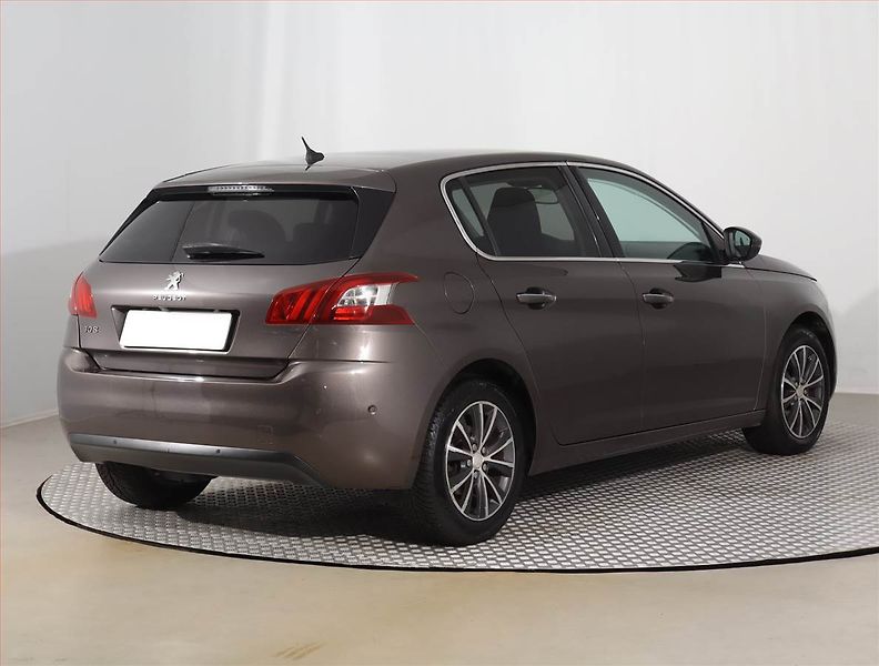 Peugeot 308 (2014) 1.6 THP, Navi, Tempomat - fotka 5 z 15