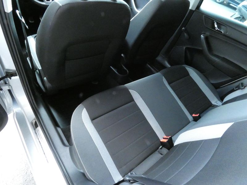Škoda Rapid Ambition 1,2 TSI 81KW - fotka 24 z 30