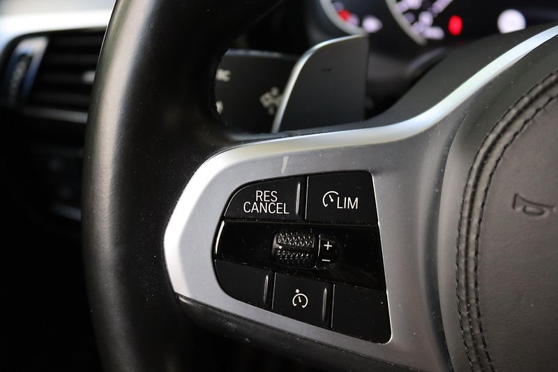 BMW Řada 5 530D XDRIVE TOUR G31 M-PAKET  - fotka 25 z 50