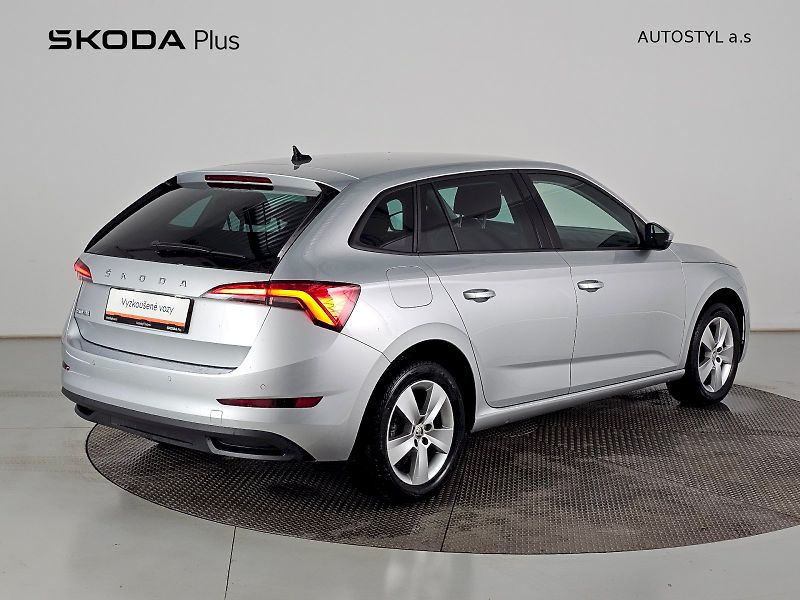 Škoda Scala (2022) 1.0TSI 81kW Ambition - fotka 2 z 27