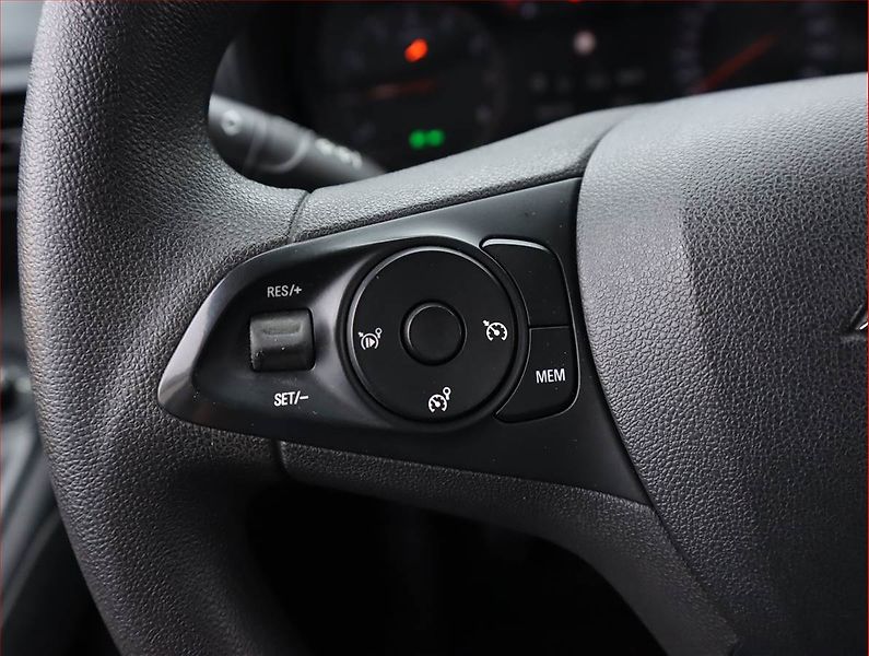 Opel Combo (2022) Edition 1.2 Turbo, 5Míst, SR - fotka 15 z 19