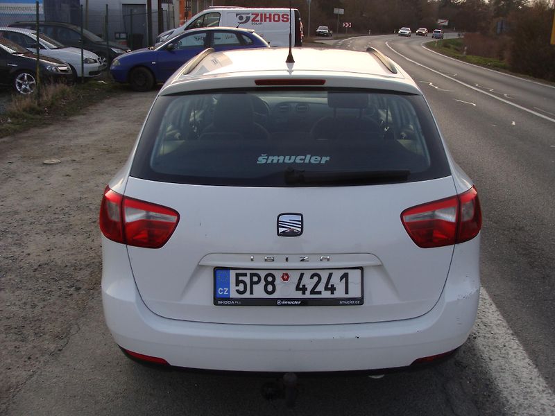Seat Ibiza 1.2 HTP,51 kW,klima,nová STK - fotka 4 z 35
