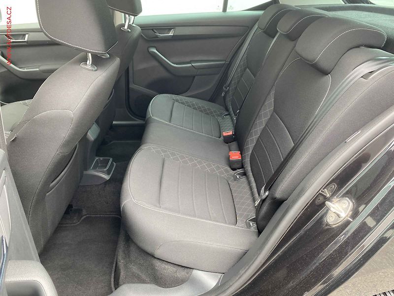 Škoda Fabia (2016) 1.2 TSi, Style, výhřev sed - fotka 10 z 16