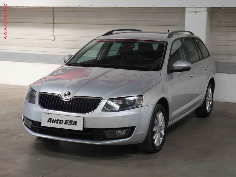 Škoda Octavia (2015) 1.6 TDi, DSG, navi - fotka 3 z 29