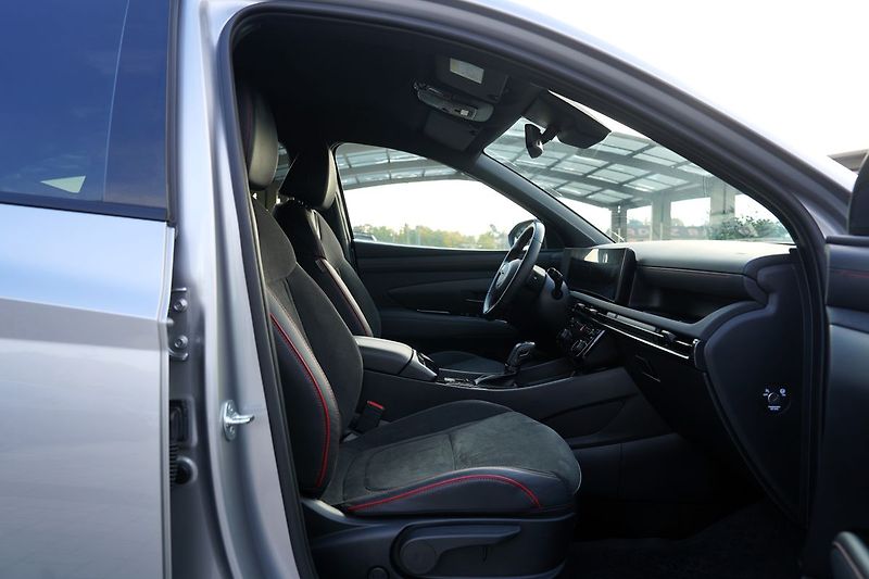 Hyundai Tucson 1.6 TGDi DCT/4x4/N LINE/Premiu - fotka 29 z 50