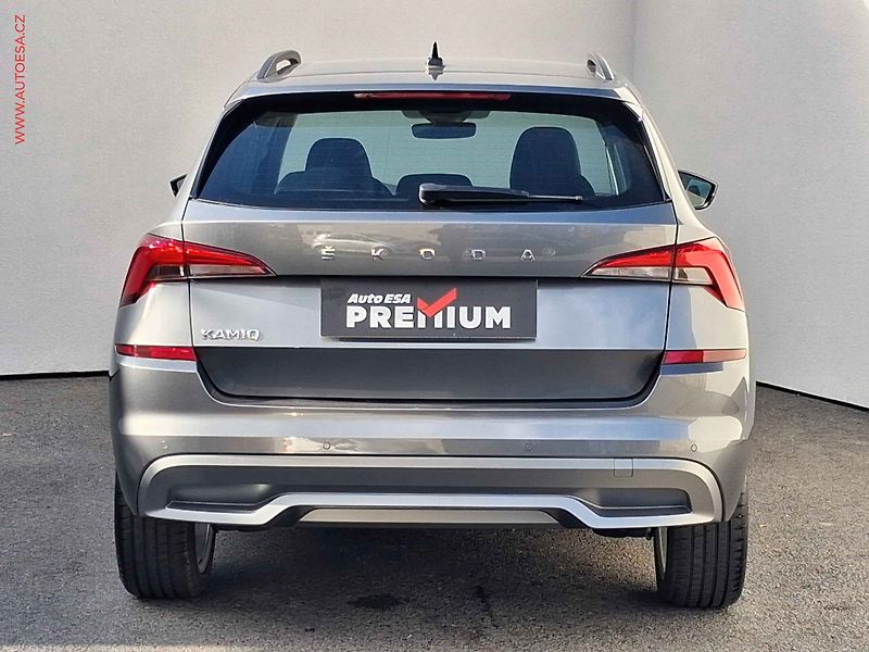 Škoda Kamiq (2022) 1.0 TSi, TOUR, LED - fotka 5 z 19