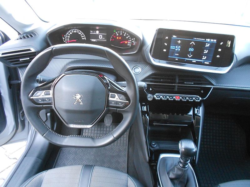 Peugeot 208 1,5HDi Allure ČR 1.maj DPH - fotka 5 z 11