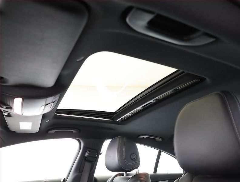 Mercedes-Benz CLS (2020) AMG line 400 d 4MATIC - fotka 18 z 20