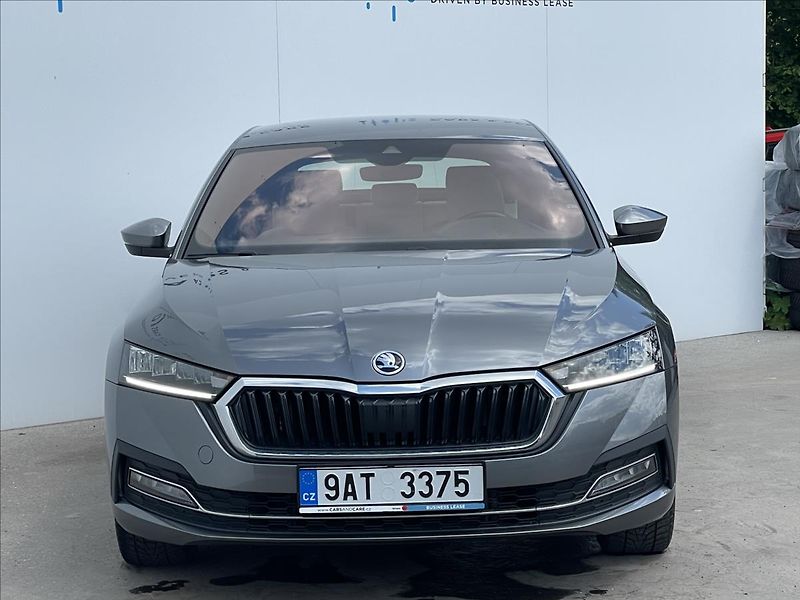 Škoda Octavia 1,5 TSI Style LED+PDC - fotka 22 z 23