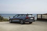Volvo V60.