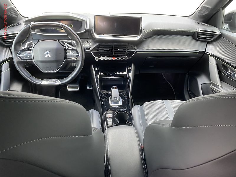 Peugeot 208 (2021) 1.2 PT, GT Line, AT - fotka 8 z 19