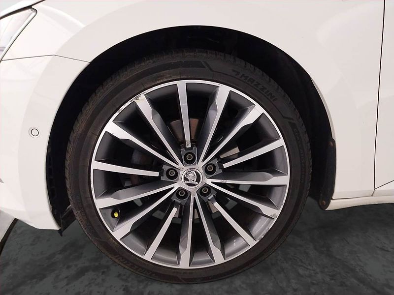 Škoda Superb (2016) Laurin&Klement 2.0 TDI - fotka 15 z 27