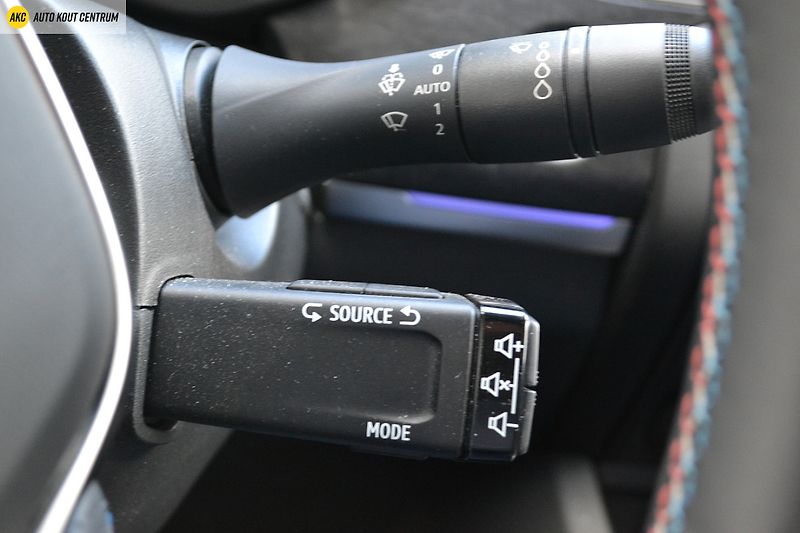 Renault Arkana ESPRIT ALPINE  E-Tech FULL HYB - fotka 24 z 53