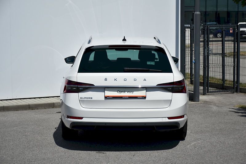 Škoda Superb (2019) Style 2.0 TDI 140kW DSG - fotka 8 z 34