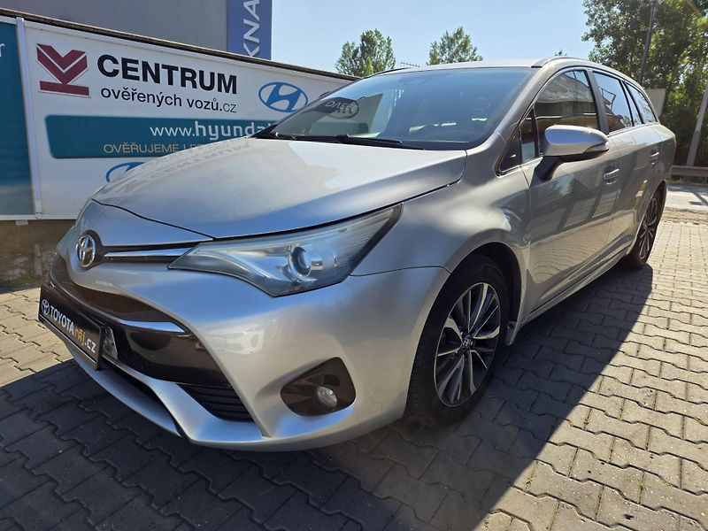 Toyota Avensis 2.0-AUT.KLIMA-KAMERA-TEMPOMAT - fotografie inzerátu